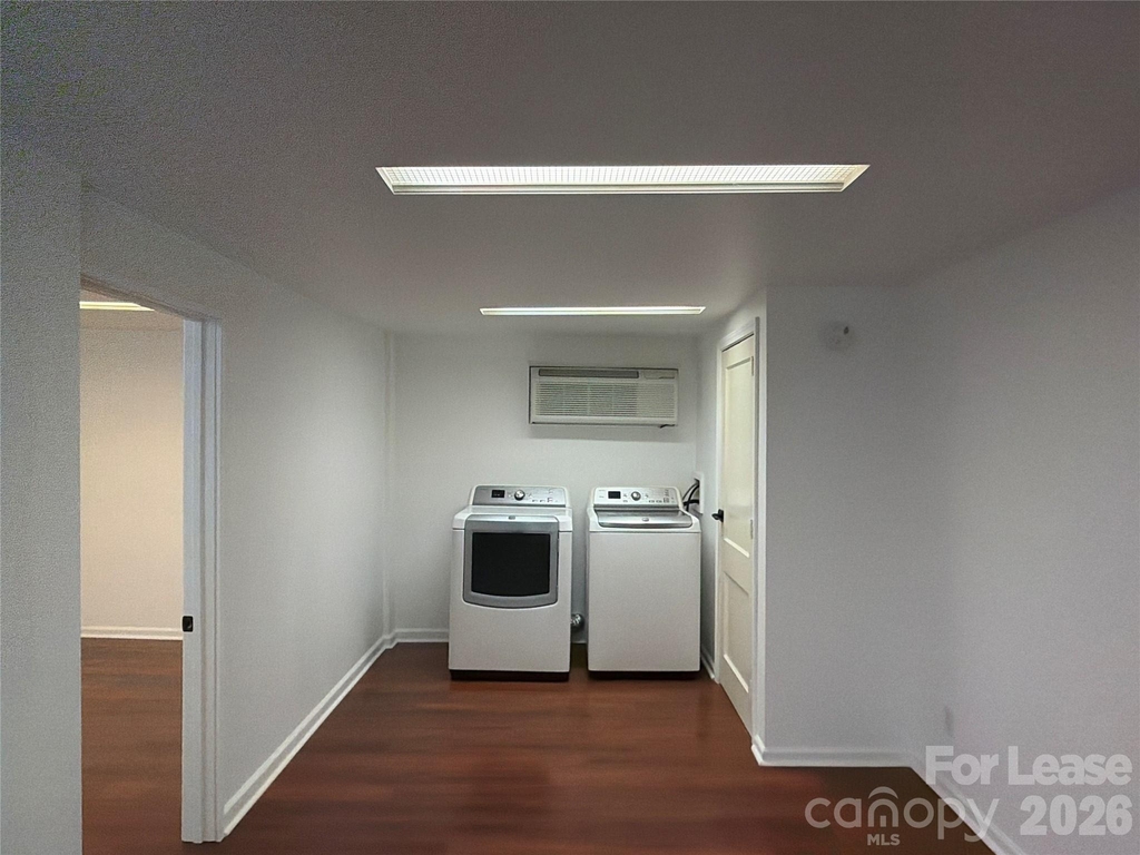 213 S Summit Avenue - Photo 13