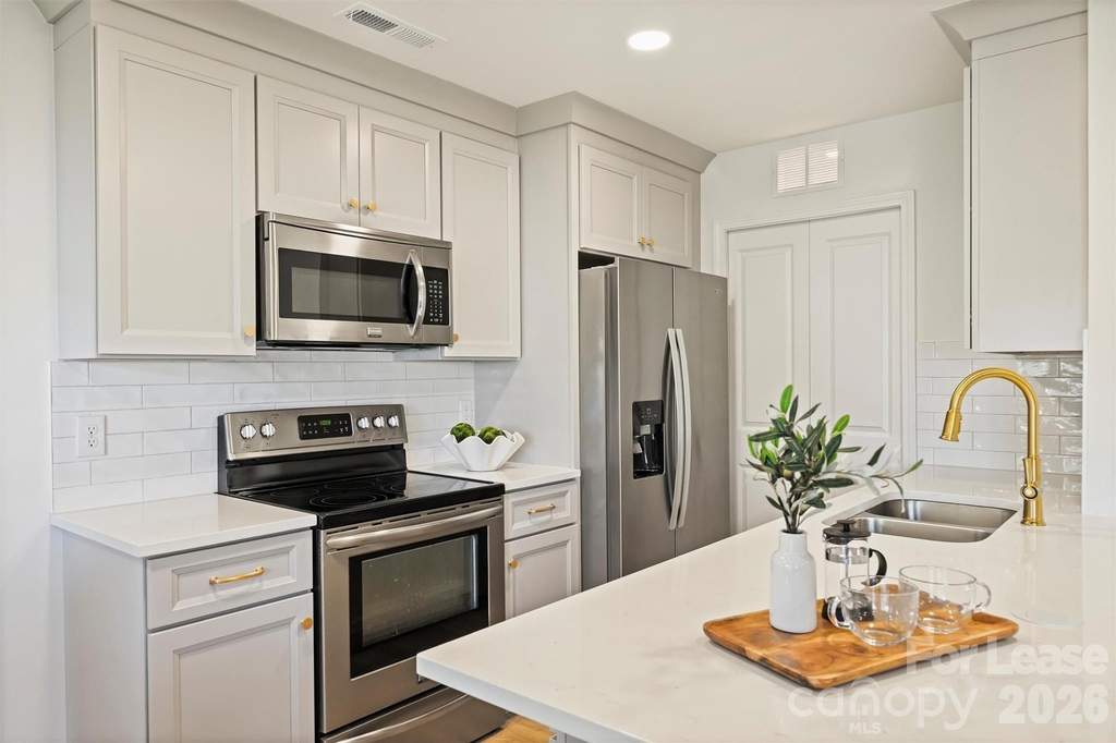 11141 Harrowfield Road - Photo 12