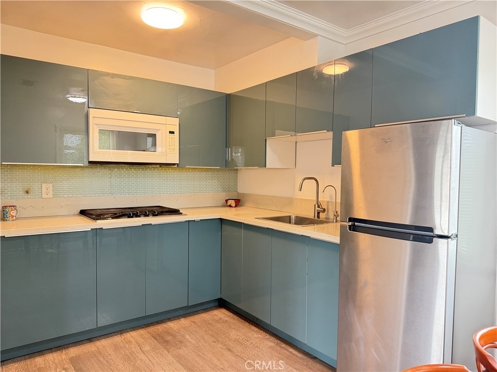 9729 W Live Oak Avenue - Photo 6