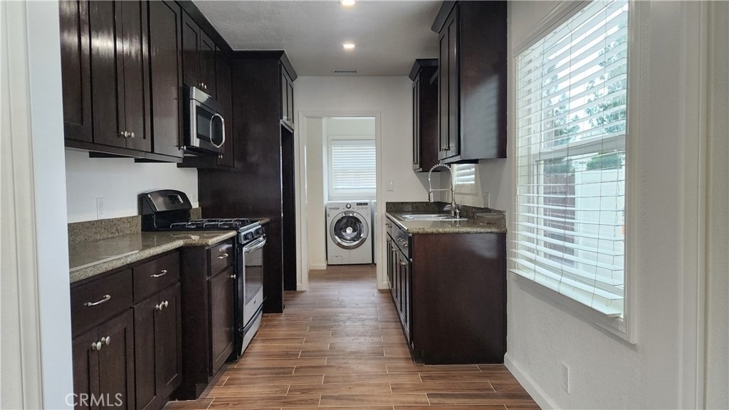 15709 Devonshire - Photo 11