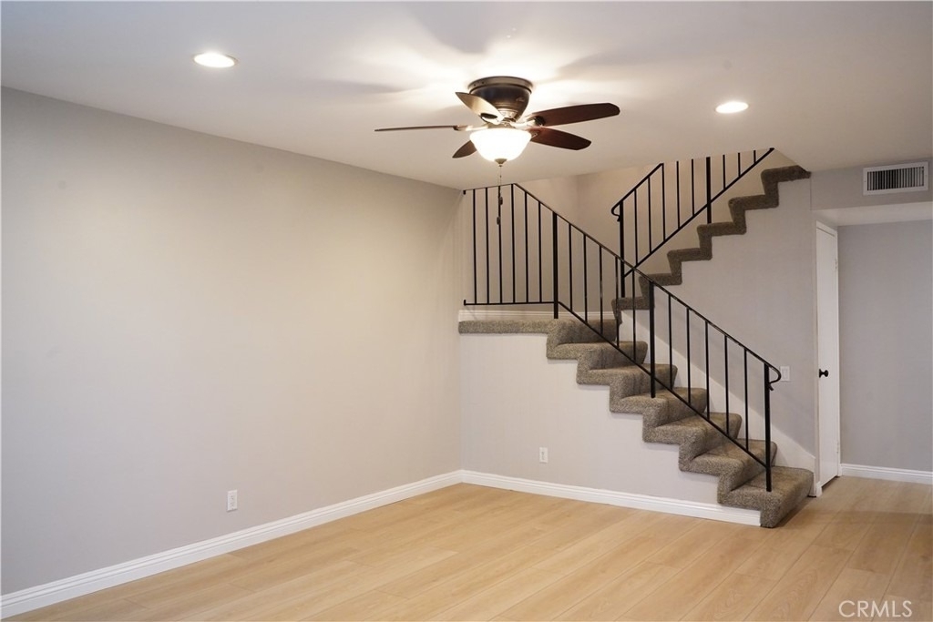 1695 E Avenida De Las Flores - Photo 2