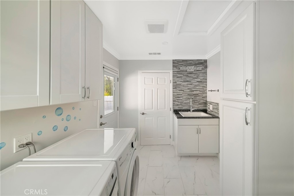 22907 Leonora Dr - Photo 30