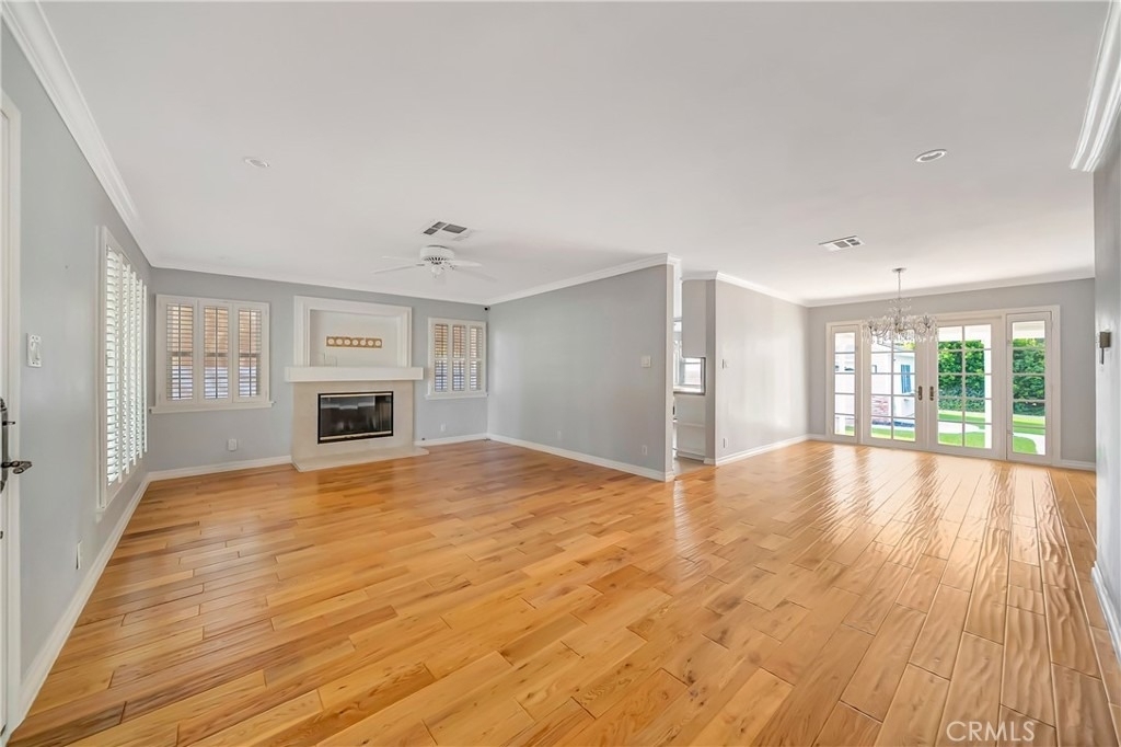 22907 Leonora Dr - Photo 4