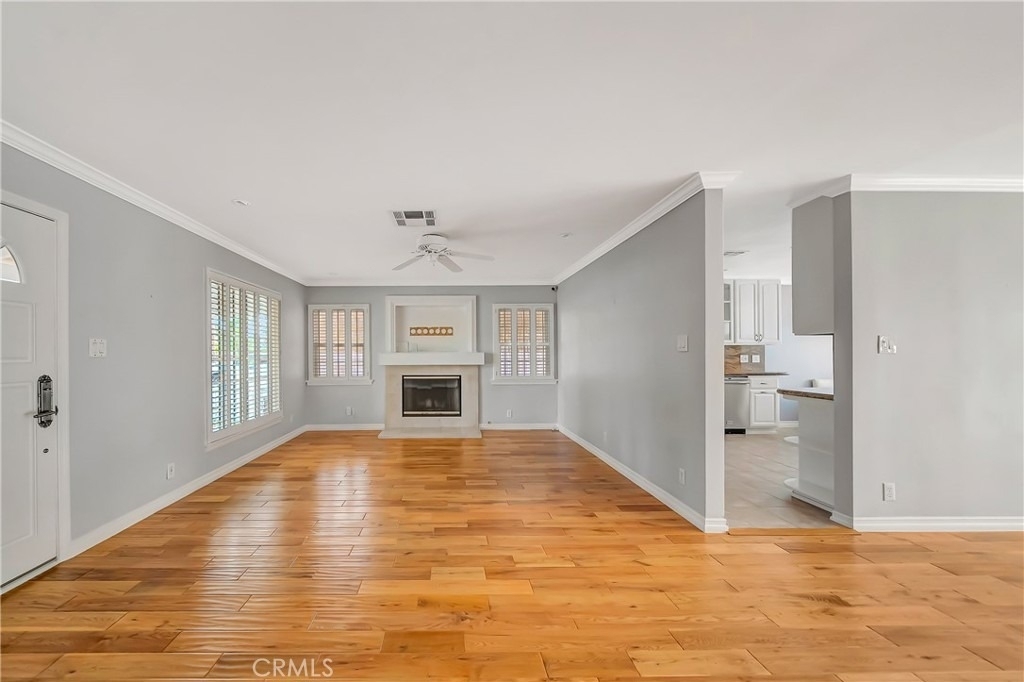 22907 Leonora Dr - Photo 5