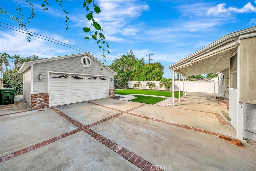 22907 Leonora Dr - Photo 40