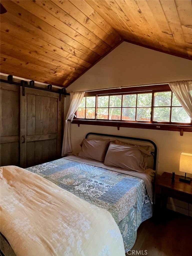 456 S Skyline Drive - Photo 3