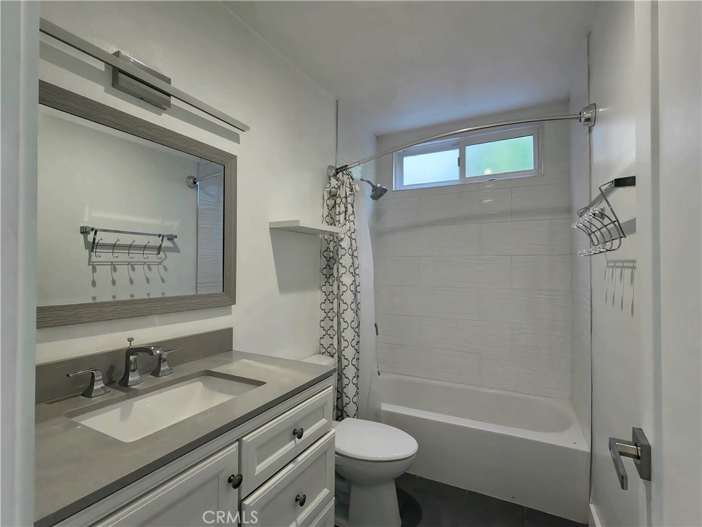 7049 Semrad Road - Photo 28