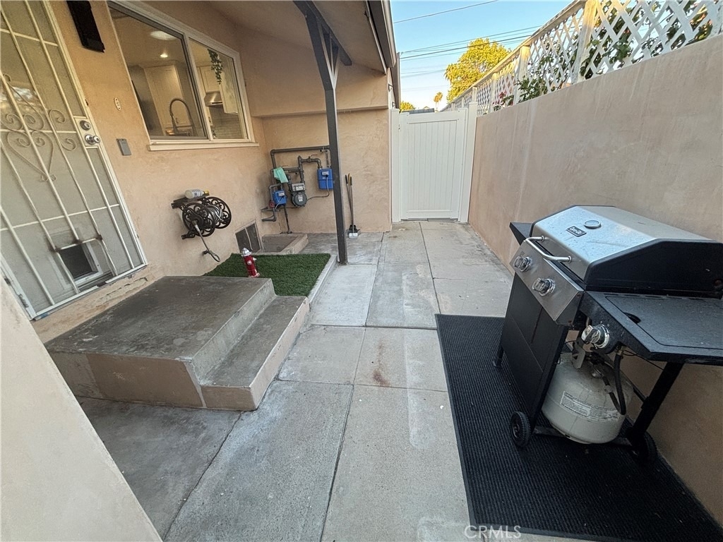 6250 Aura Avenue - Photo 55