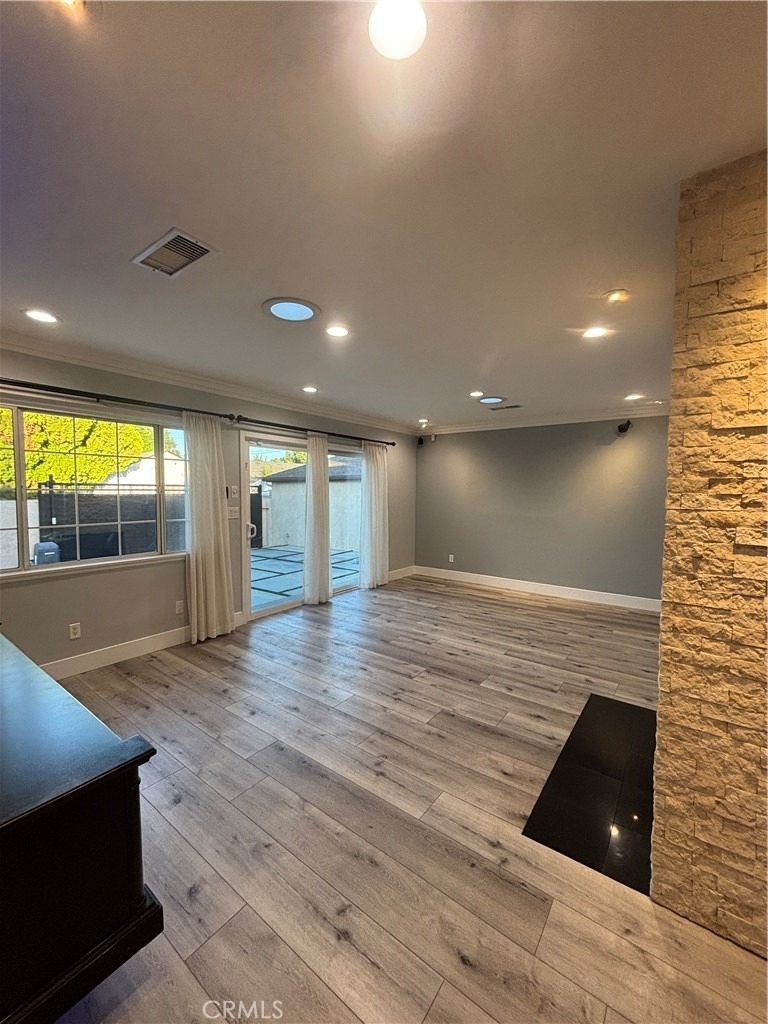 6250 Aura Avenue - Photo 7