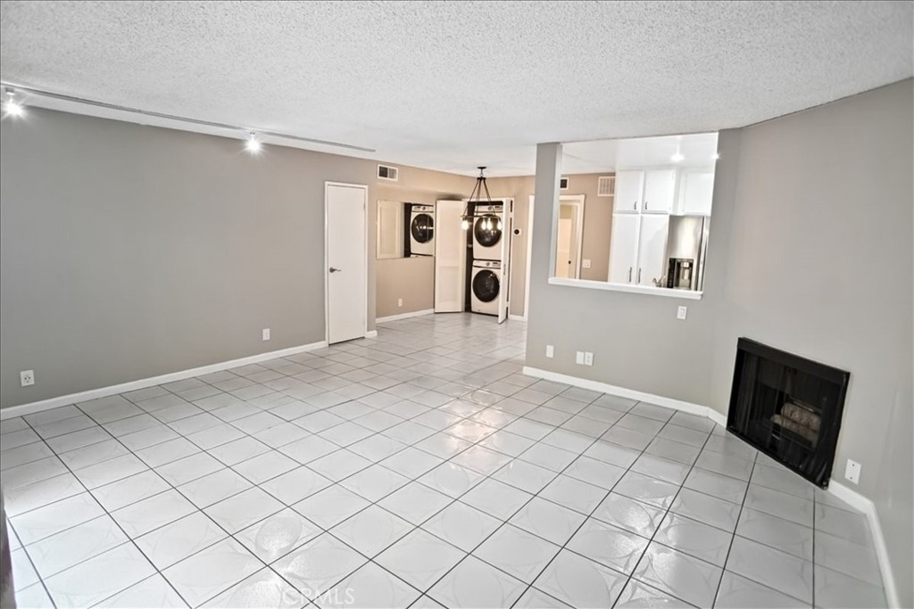 7005 Jordan Avenue - Photo 4