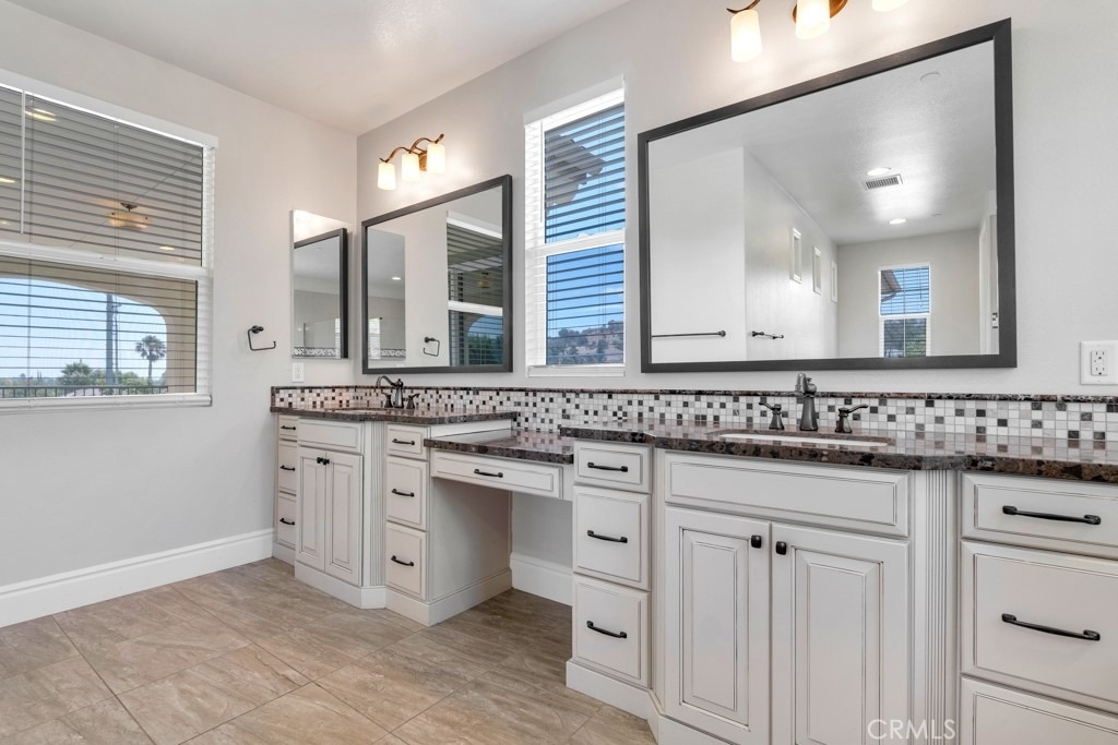 9611 Baden - Photo 49