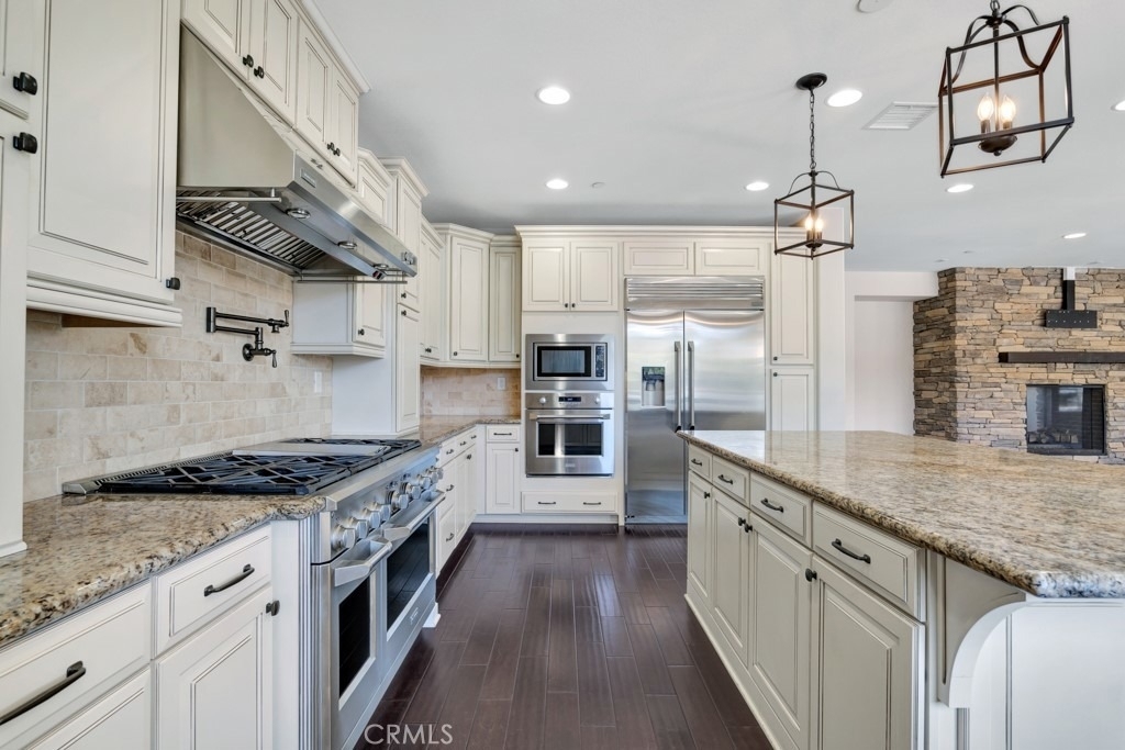 9611 Baden - Photo 22