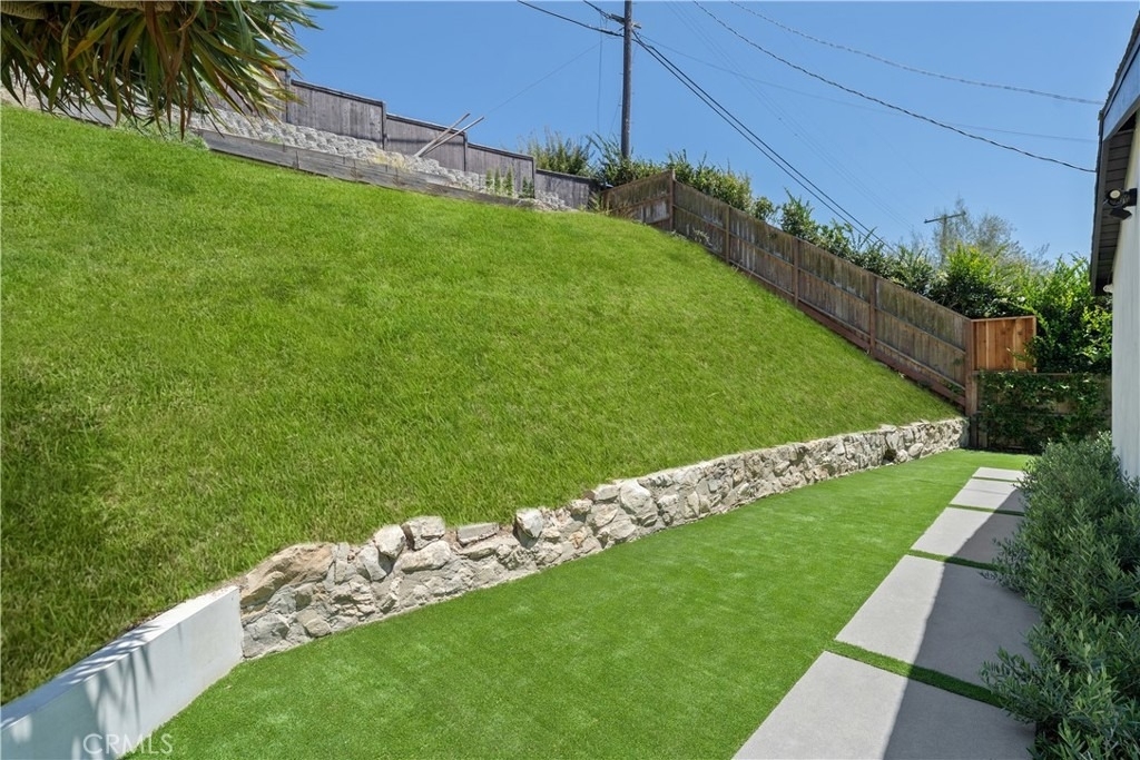 2200 Mantis Avenue - Photo 23