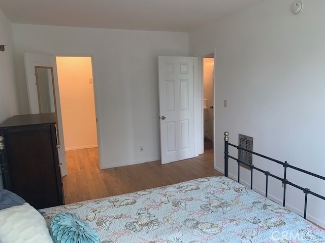 744 W 33rd - Photo 15