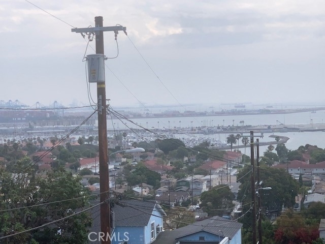 744 W 33rd - Photo 20