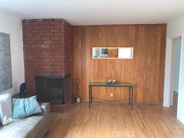 744 W 33rd - Photo 4