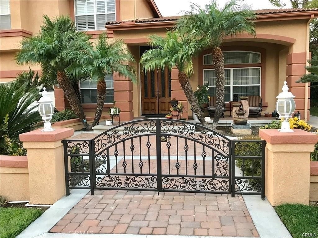 7533 E Endemont Court - Photo 2