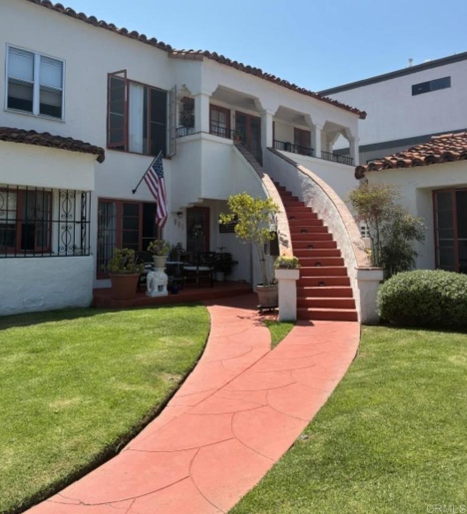 910 9th Street - Photo 0