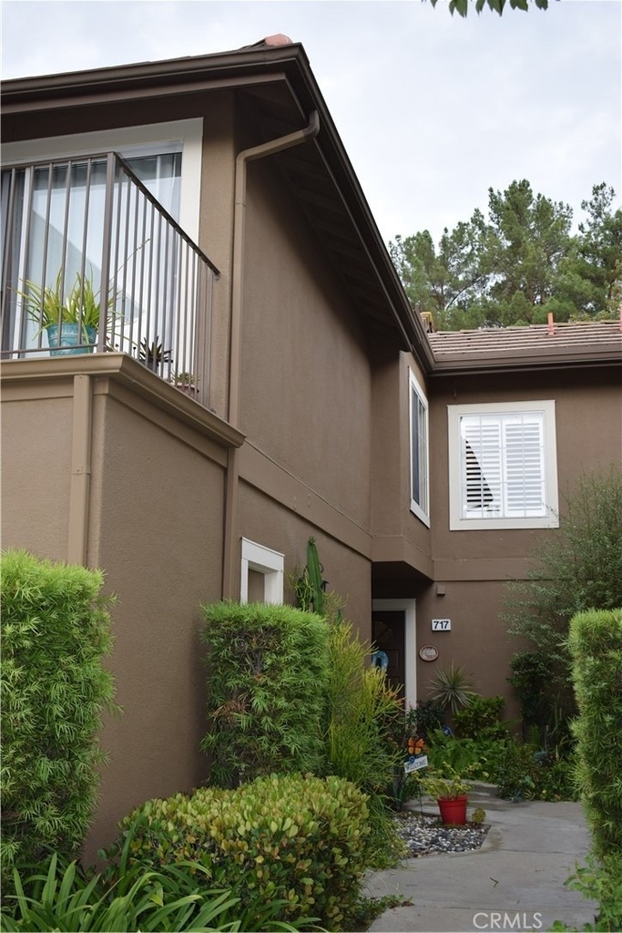 717 S.glenhurst Drive - Photo 1