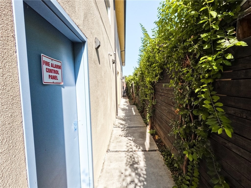 2006 S Corning Street - Photo 14