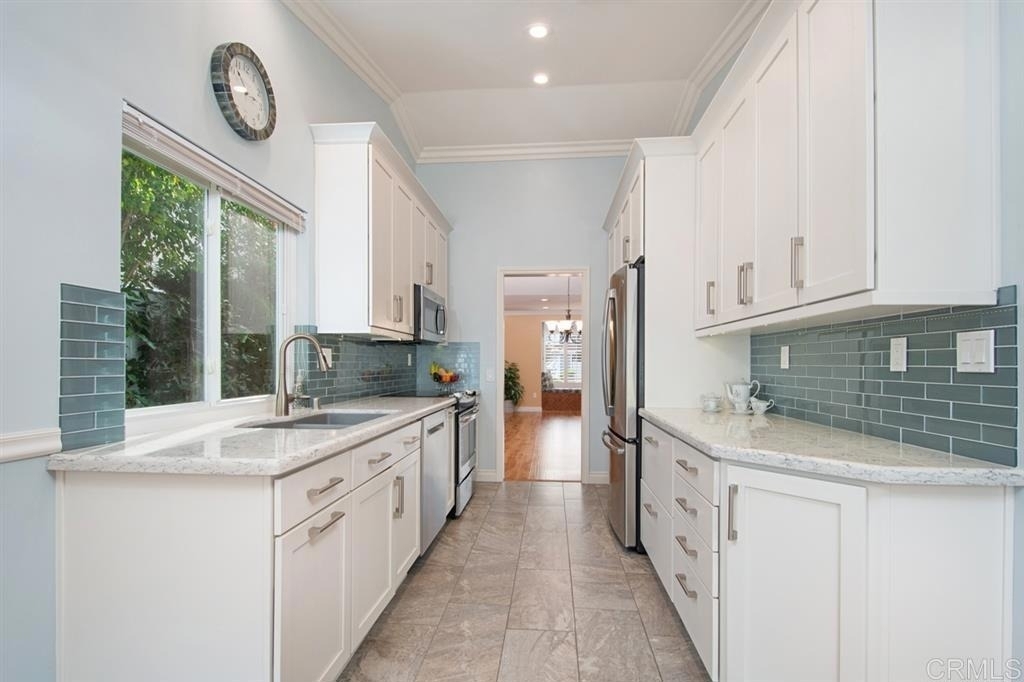13881 Bassmore Drive - Photo 3
