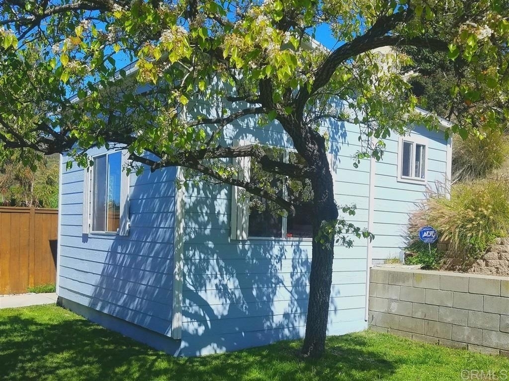 13881 Bassmore Drive - Photo 7