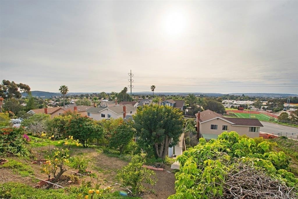 13881 Bassmore Drive - Photo 9
