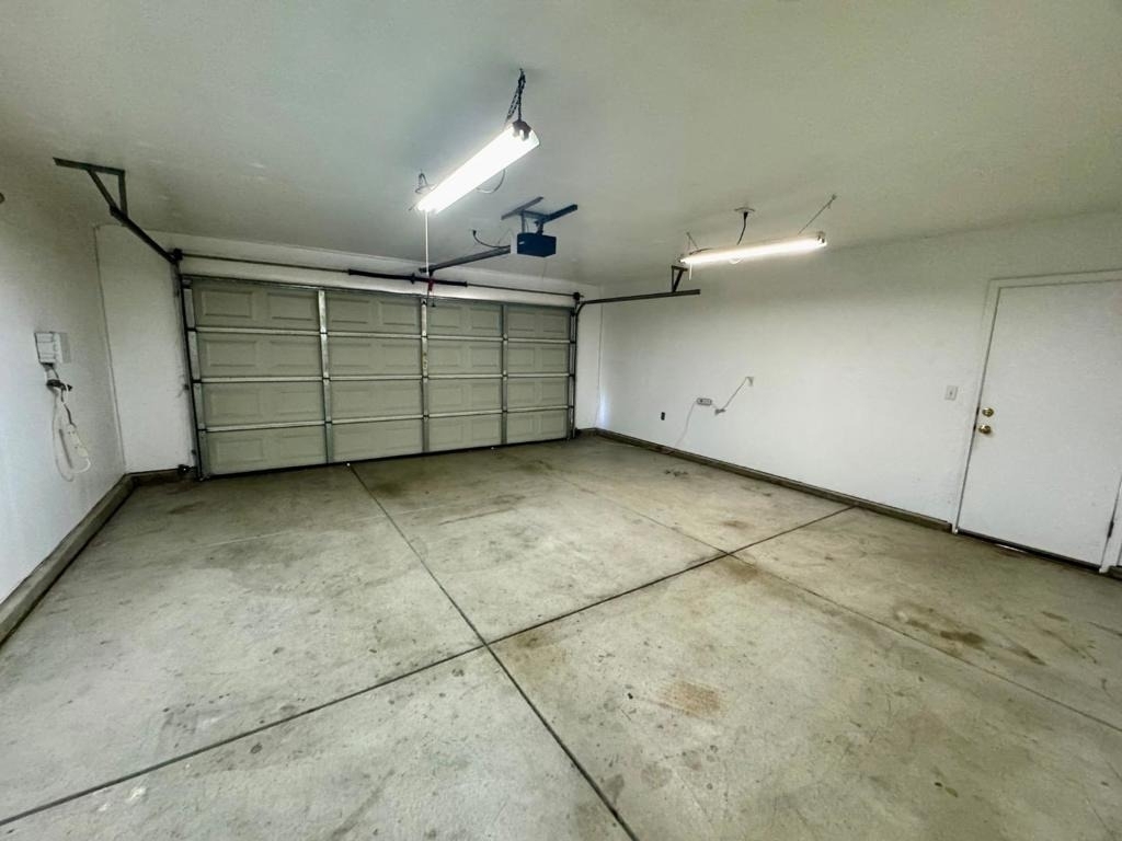 1398 Madelena Lane - Photo 29
