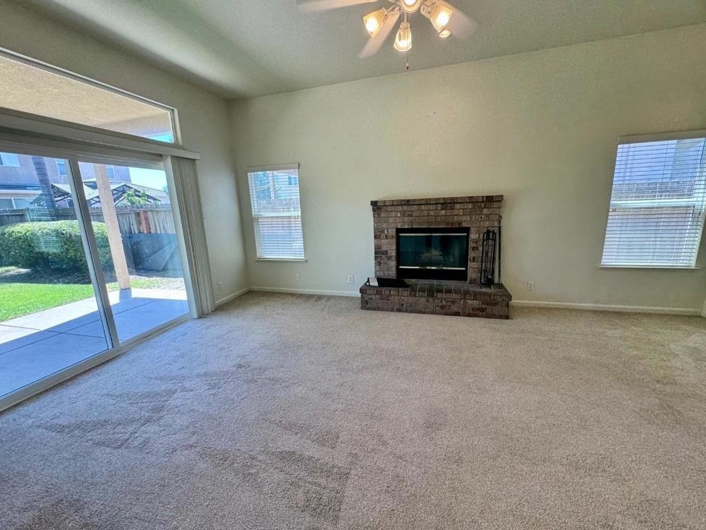 1398 Madelena Lane - Photo 7