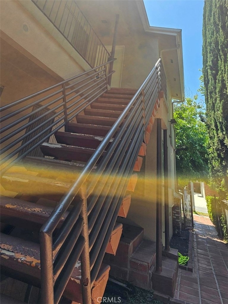 1026 San Rafael - Photo 13
