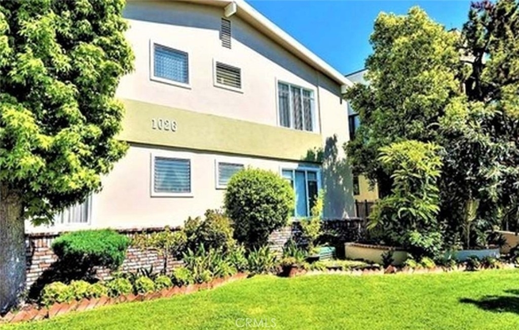 1026 San Rafael - Photo 0
