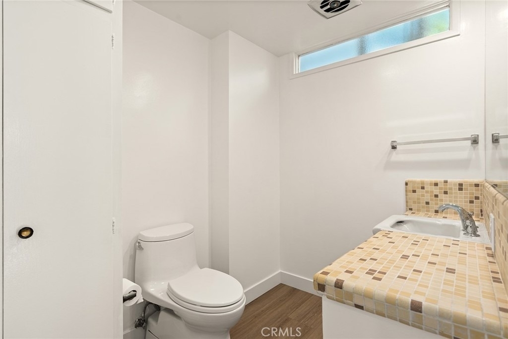 681 S Orange Grove Boulevard - Photo 9