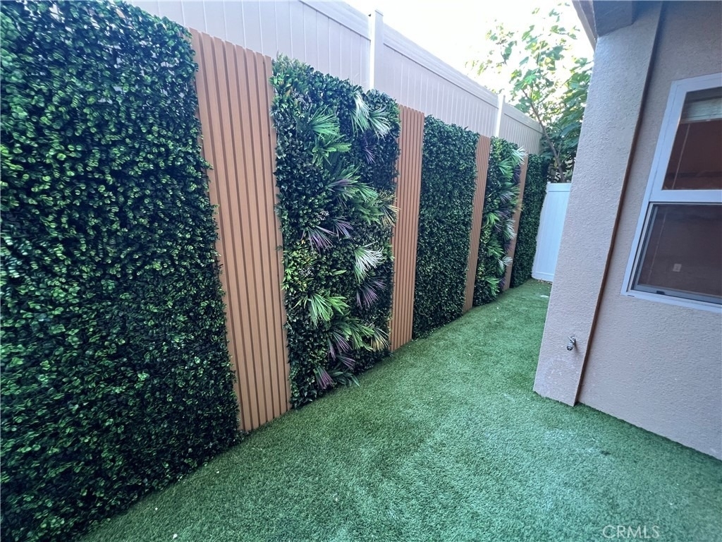20402 Santa Ana Avenue - Photo 8