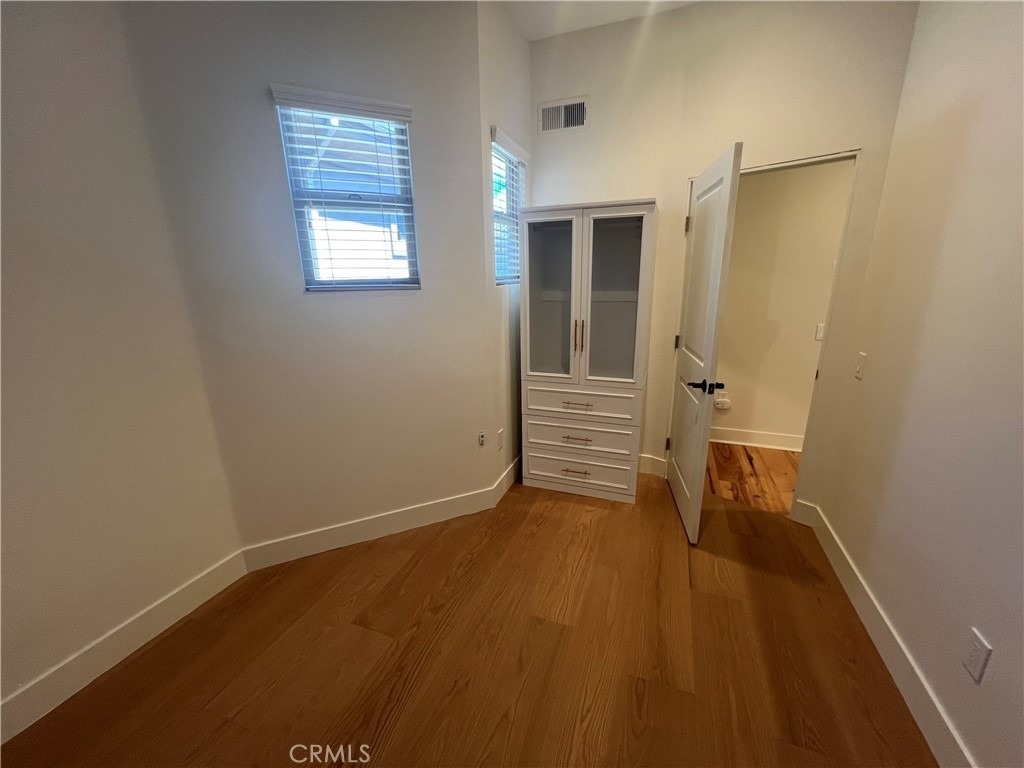 20402 Santa Ana Avenue - Photo 43