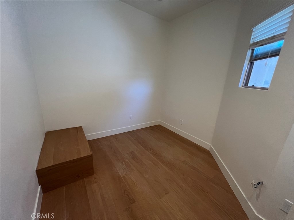 20402 Santa Ana Avenue - Photo 34