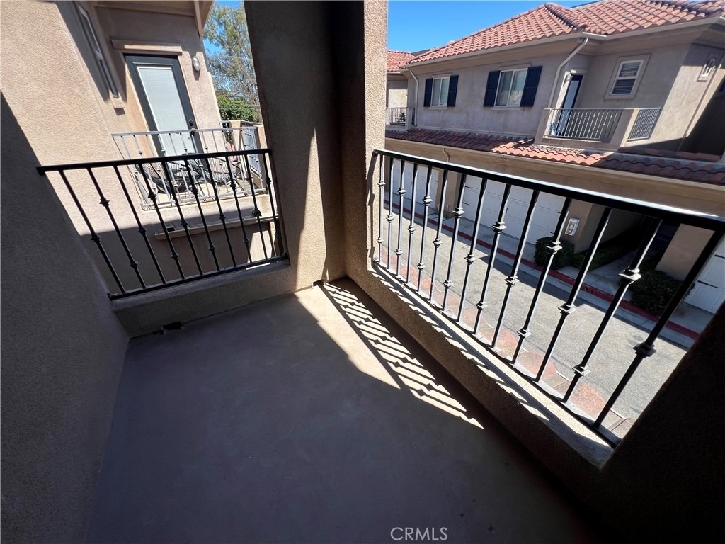 20402 Santa Ana Avenue - Photo 25