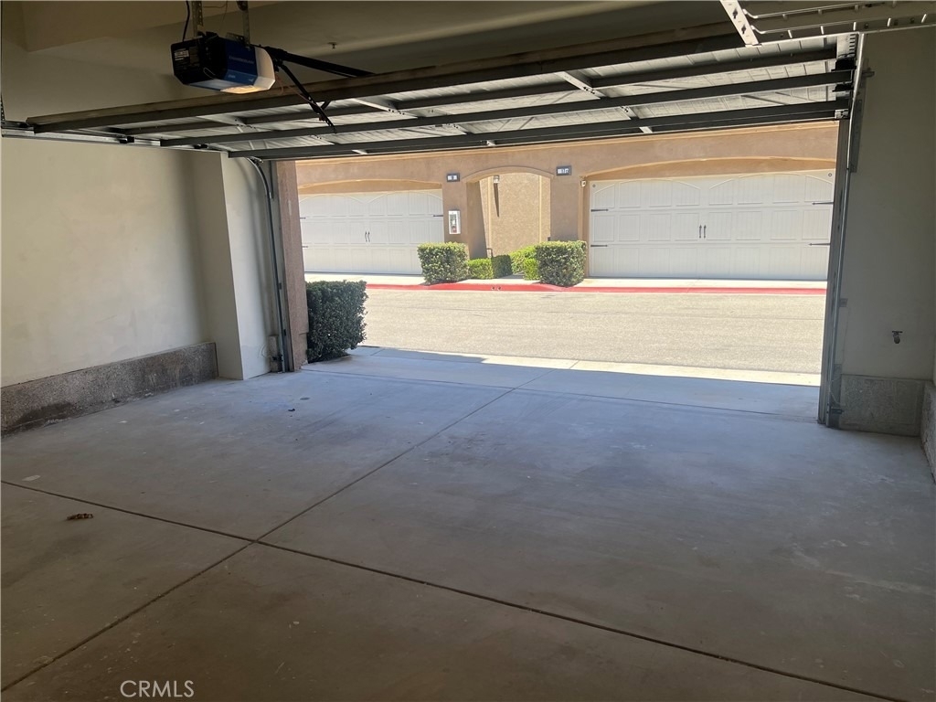 20402 Santa Ana Avenue - Photo 47