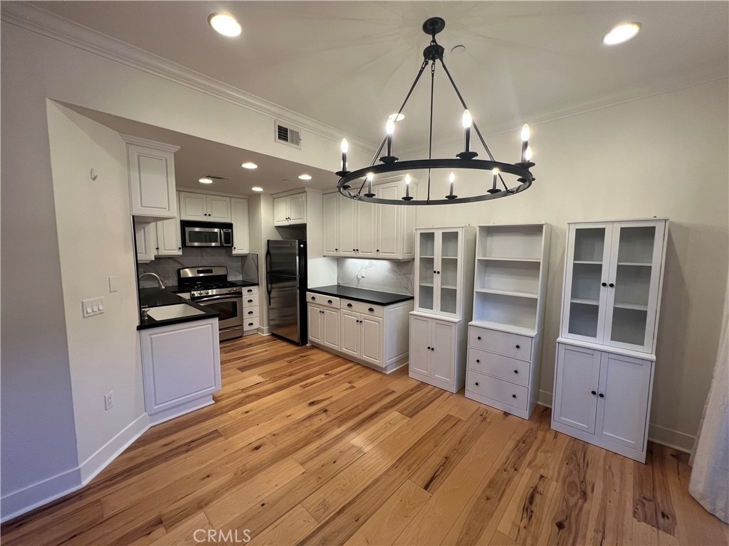 20402 Santa Ana Avenue - Photo 10