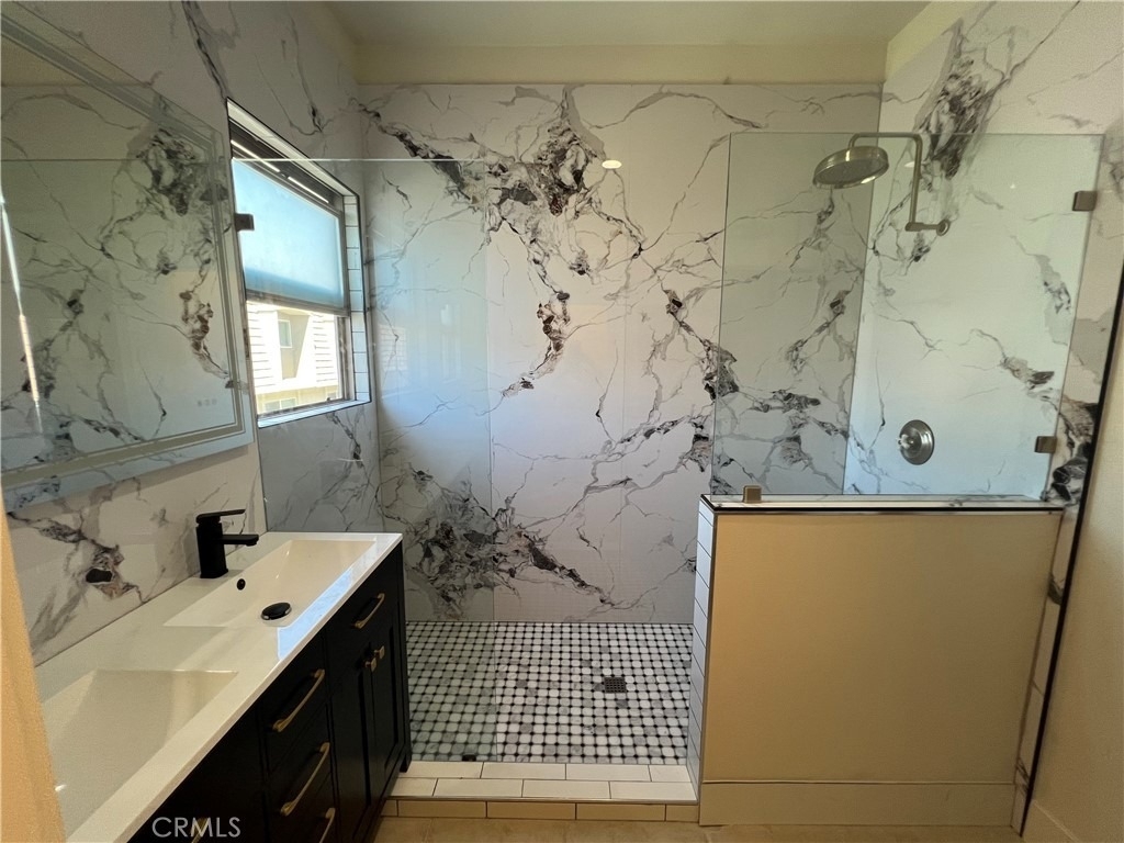 20402 Santa Ana Avenue - Photo 33