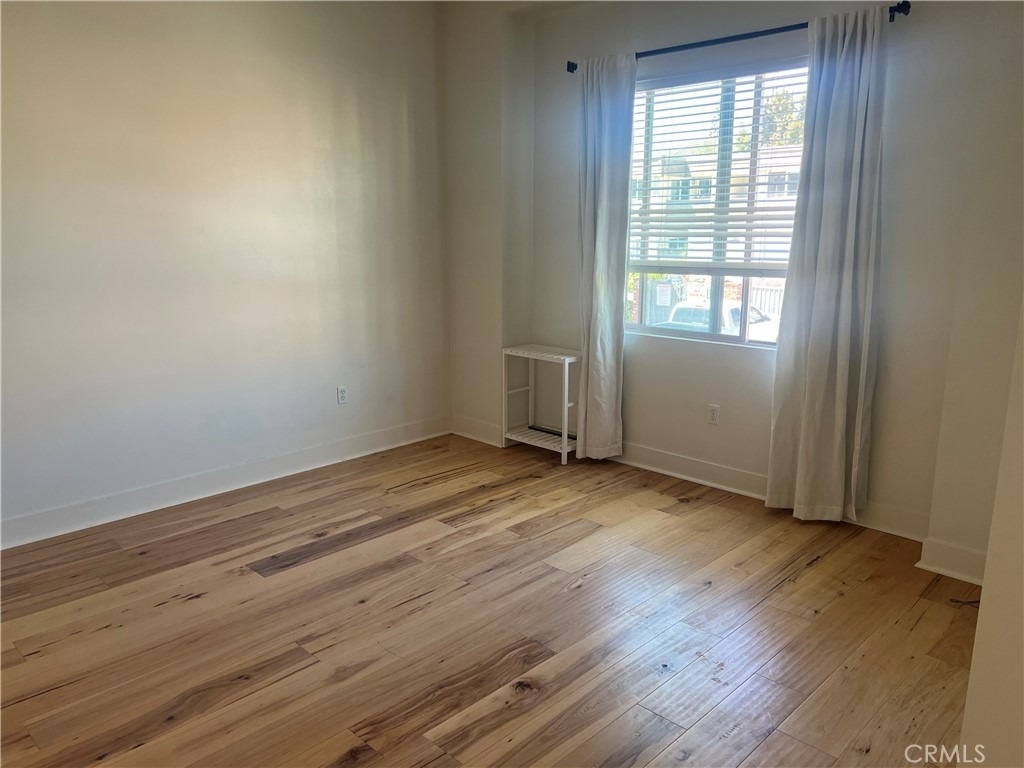 20402 Santa Ana Avenue - Photo 29