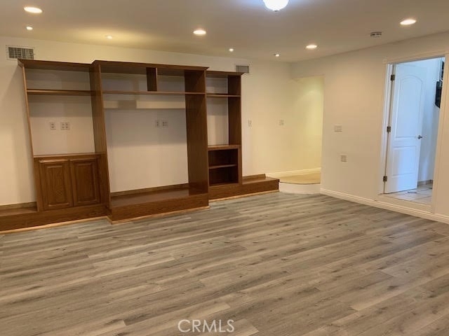 244 Fernfield Street W - Photo 2