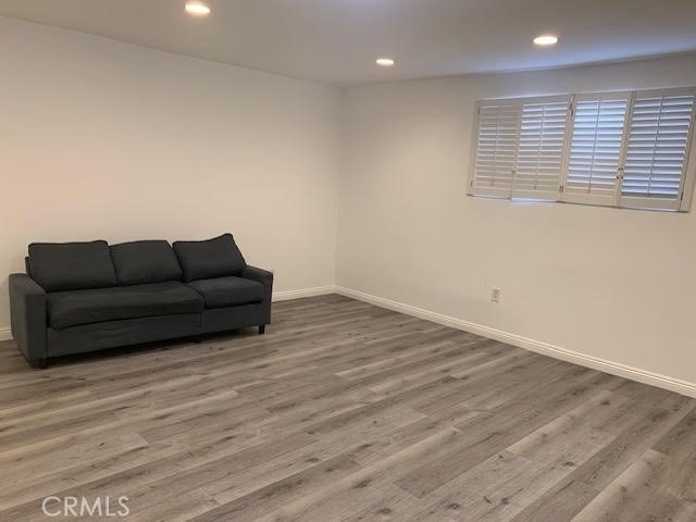 244 Fernfield Street W - Photo 3