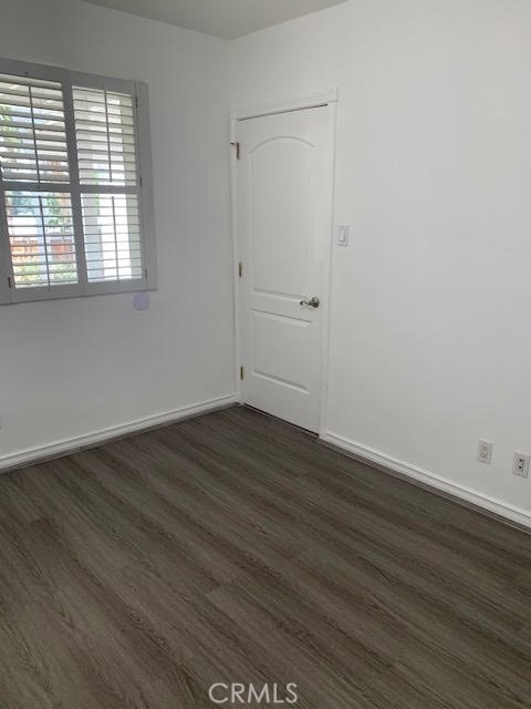 244 Fernfield Street W - Photo 1