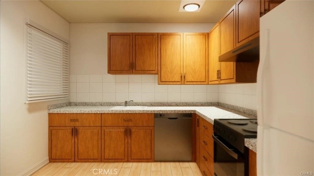 9616 Val Street - Photo 8