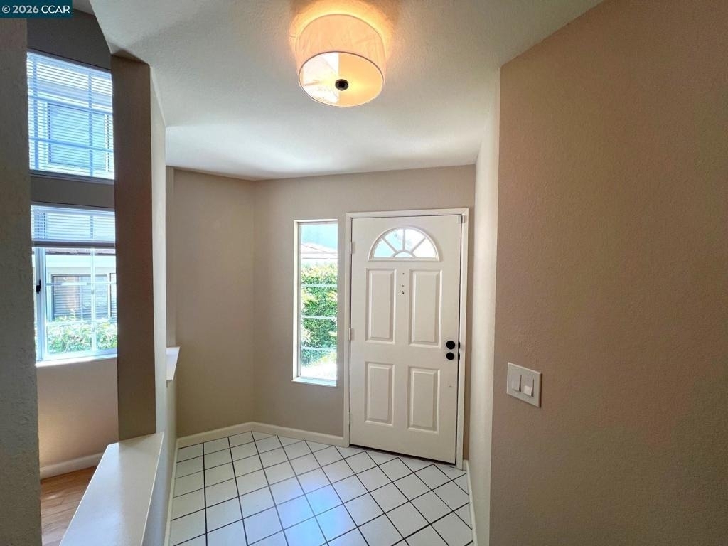 1115 Crest Ridge Ln - Photo 3