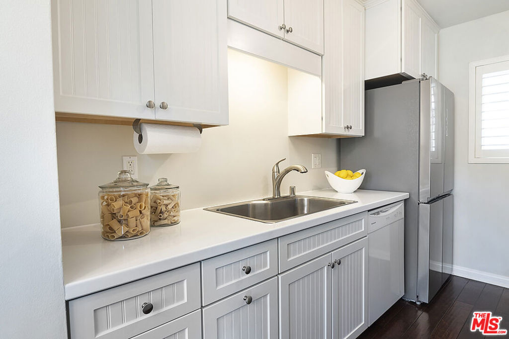 1730 Camden Avenue - Photo 6