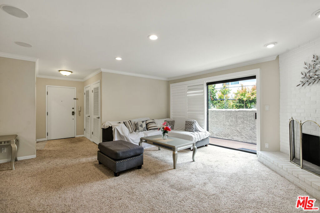 1110 S Shenandoah Street - Photo 6