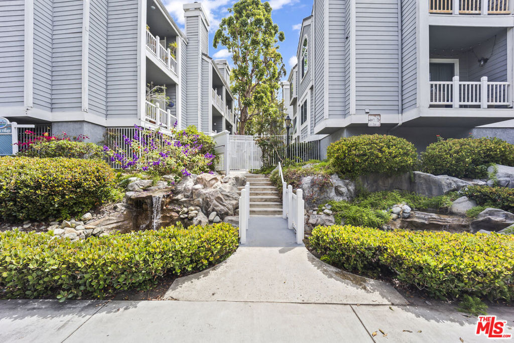 8500 Falmouth Avenue - Photo 11