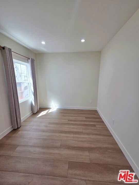 1165 Stanford St - Photo 7