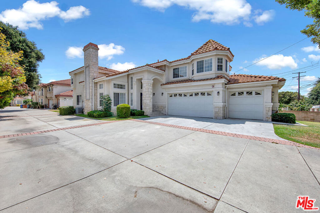 5532 Angelus Avenue - Photo 0